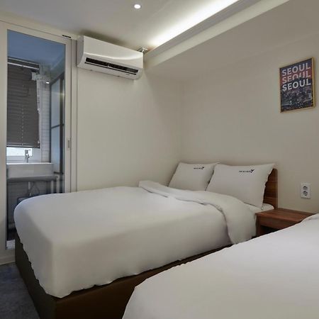 Eight Rest Hostel Myeongdong Seul Zewnętrze zdjęcie
