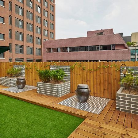 Eight Rest Hostel Myeongdong Seul Zewnętrze zdjęcie