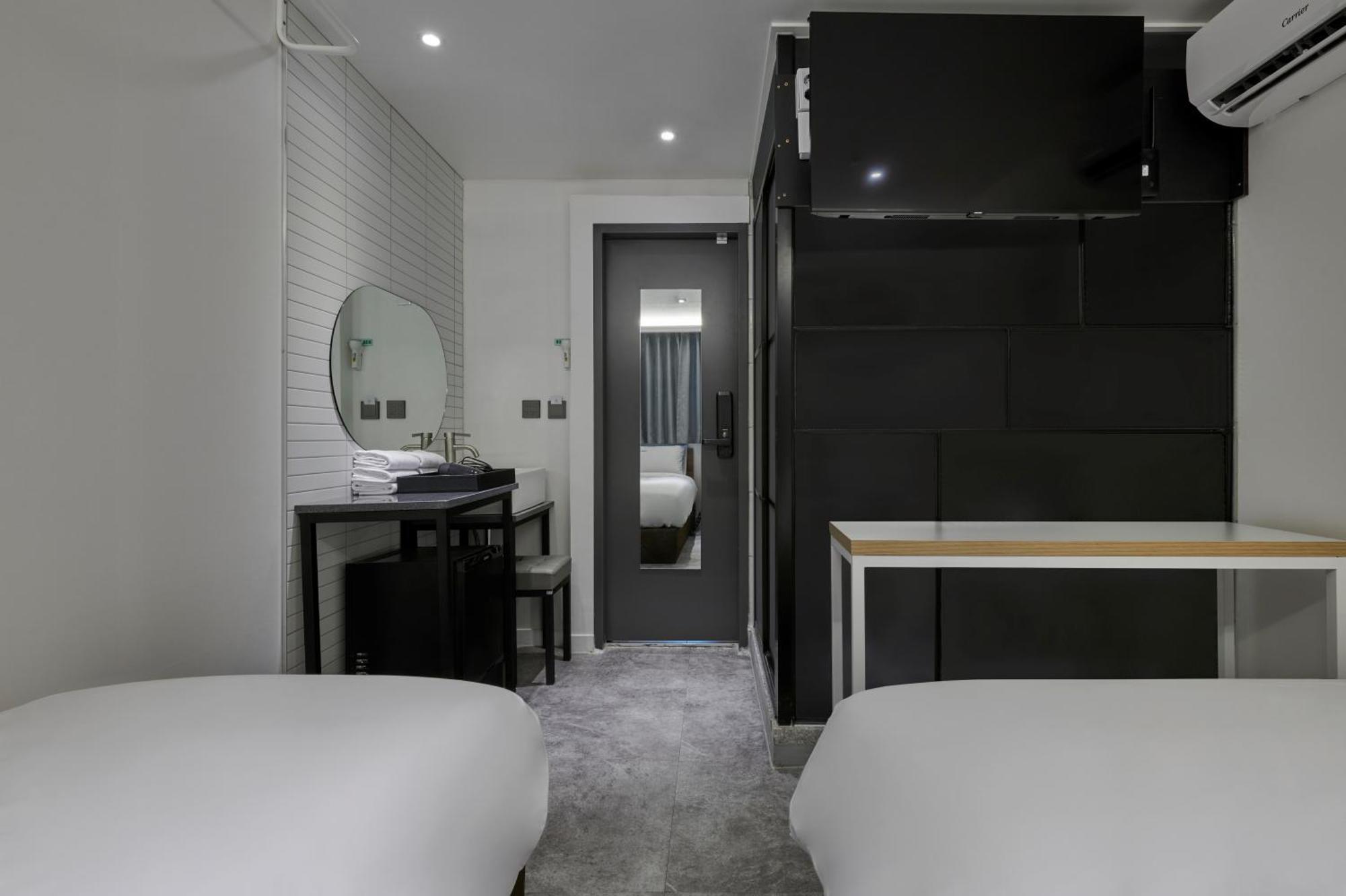 Eight Rest Hostel Myeongdong Seul Zewnętrze zdjęcie