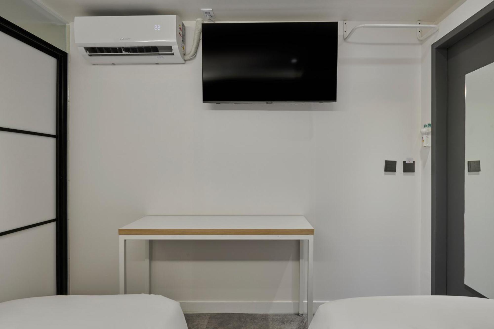 Eight Rest Hostel Myeongdong Seul Zewnętrze zdjęcie