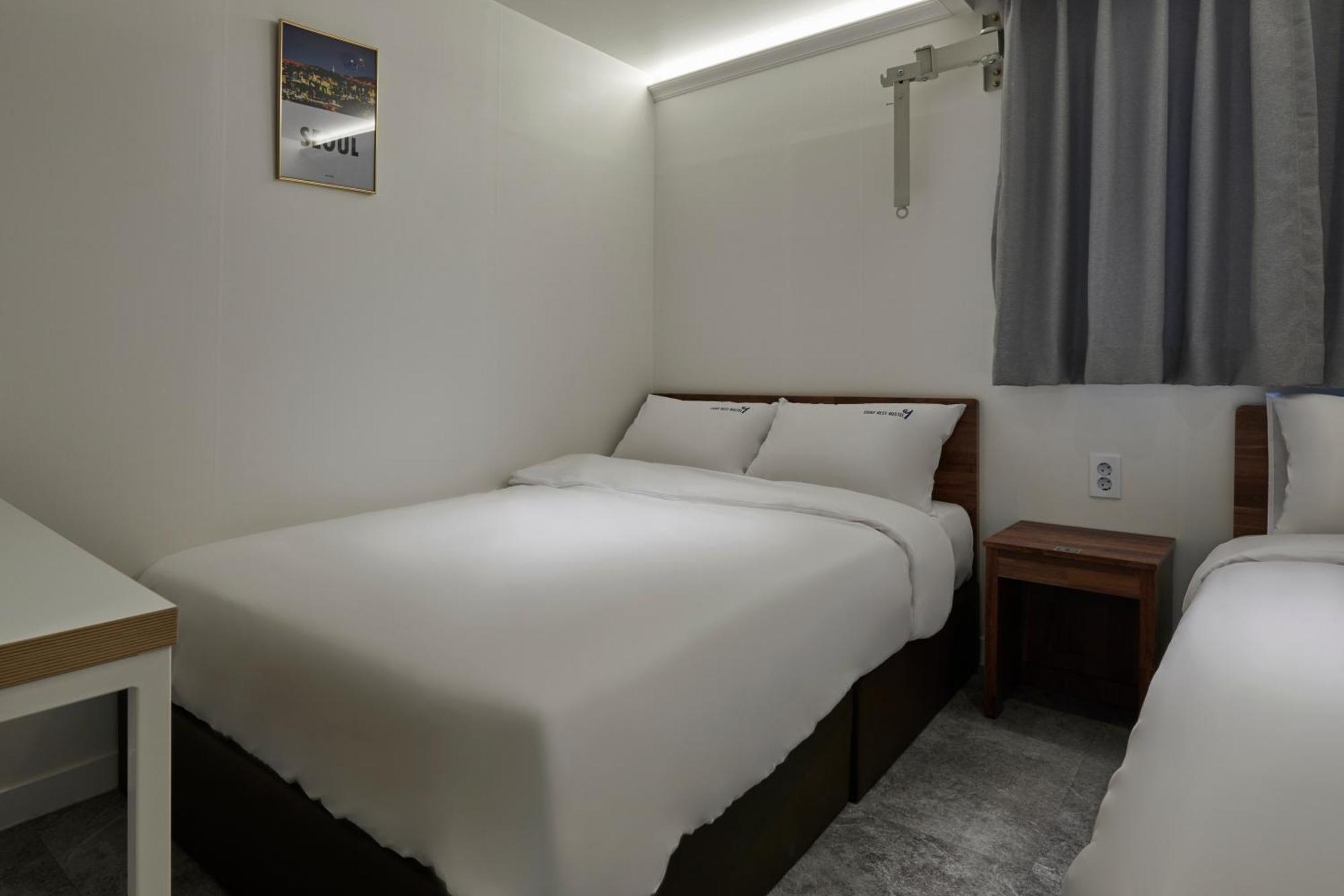 Eight Rest Hostel Myeongdong Seul Zewnętrze zdjęcie