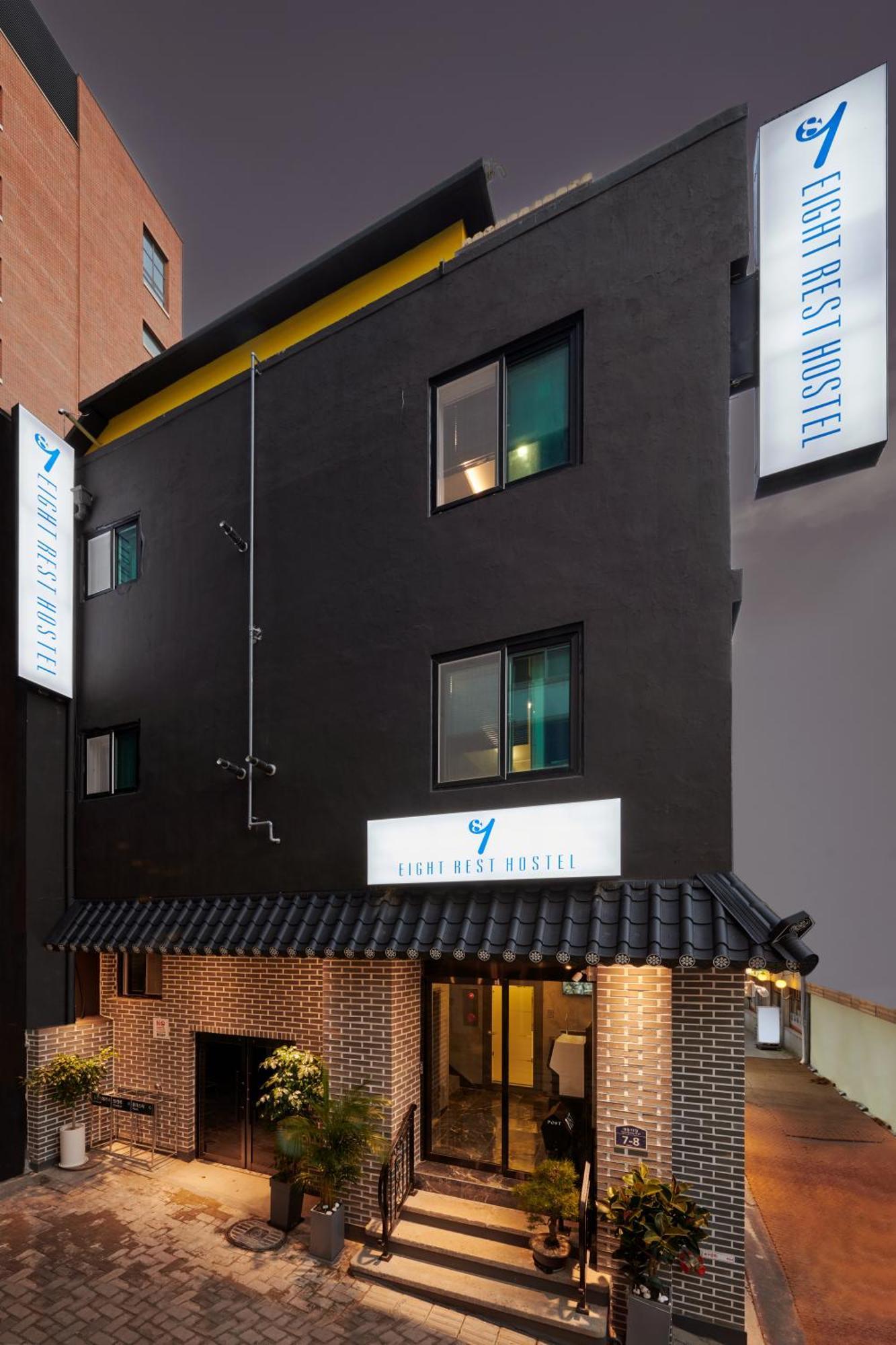 Eight Rest Hostel Myeongdong Seul Zewnętrze zdjęcie