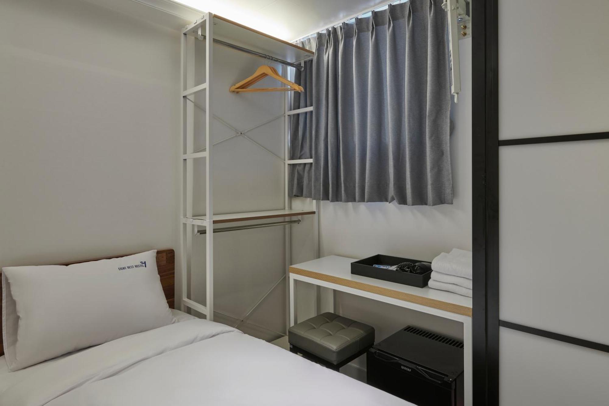 Eight Rest Hostel Myeongdong Seul Zewnętrze zdjęcie